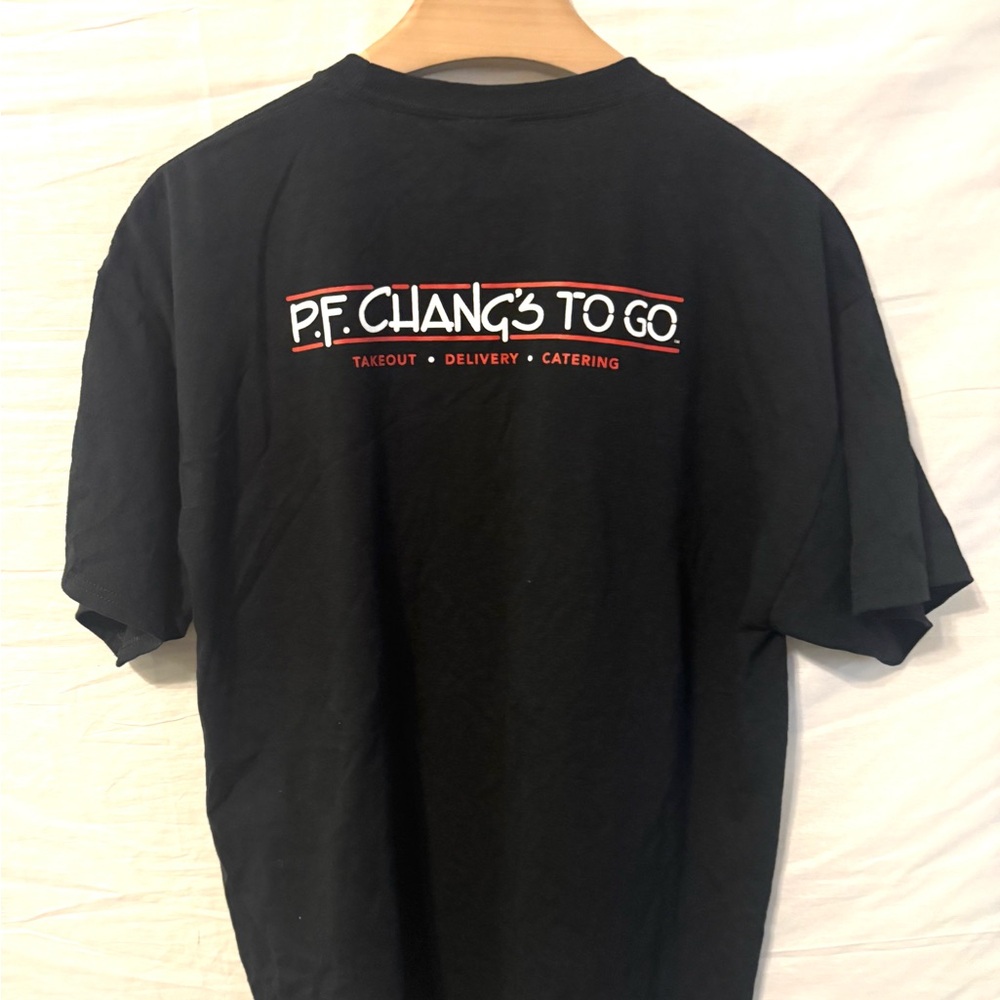 PF Changs Restaurant T Shirt Mens Black Graphic Print Short Sleeve Crew Neck